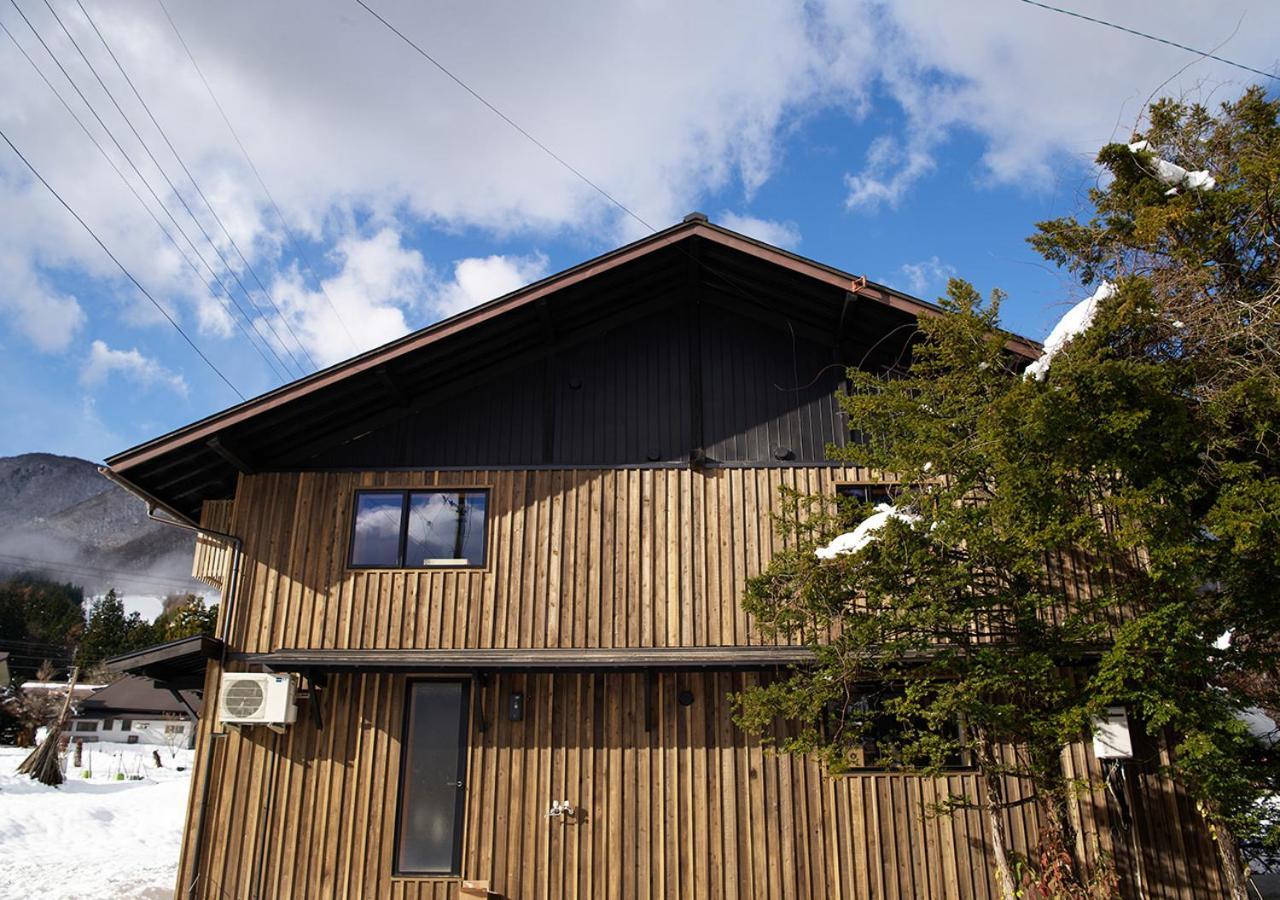 白馬の黒馬　Darkhorse @Hakuba Hotel Exterior photo